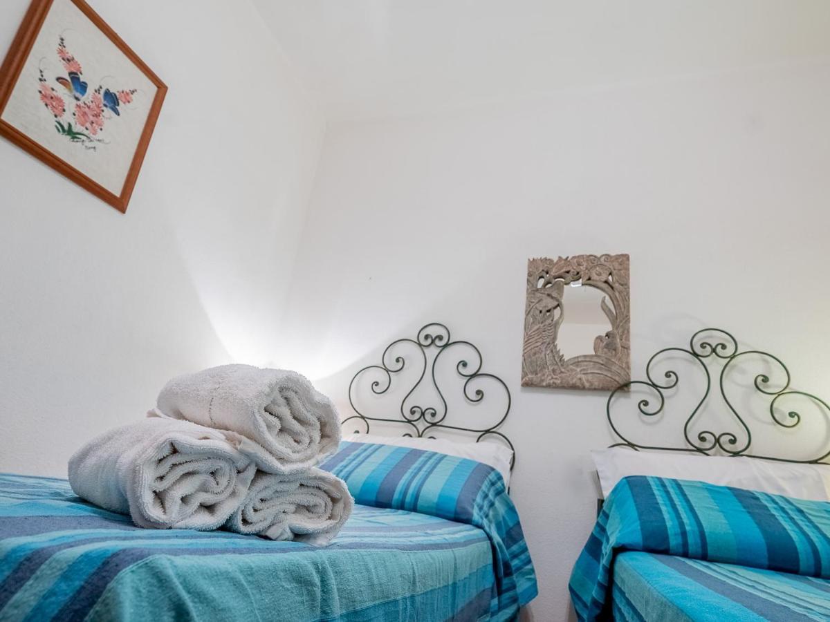 Sardinia Family Villas - Cannigione Beach Apartments Экстерьер фото